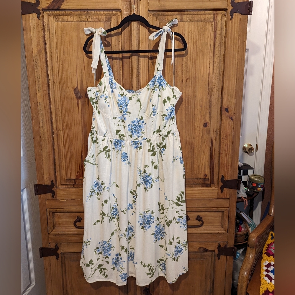 LC Lauren Conrad Dress